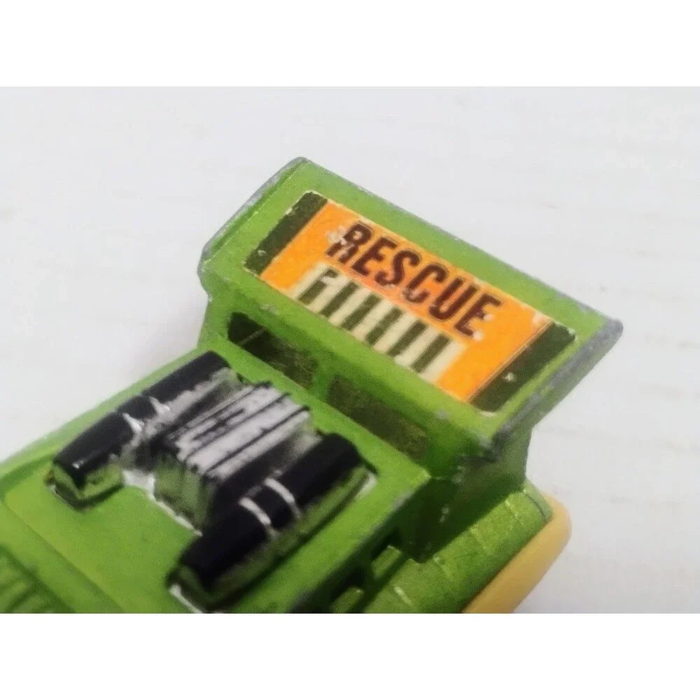 1972 MATCHBOX LESNEY SUPERFAST RECUE HOVERCRAFT #72 & 2 GREEN DIECAST